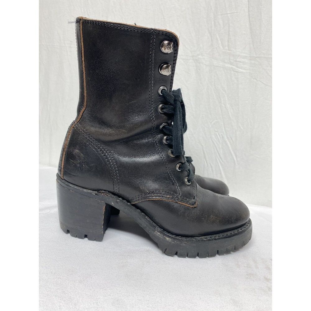 Frye Sabrina‎ Lace Up Heeled Ankle Boots Black Distressed Leather Wood  Size 6B